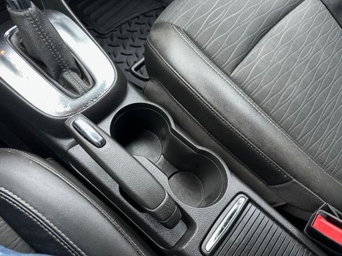 Used 2015 Buick Encore FWD image 30