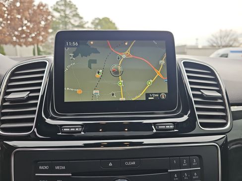 Used 2017 Mercedes-Benz GLE 350 image 24