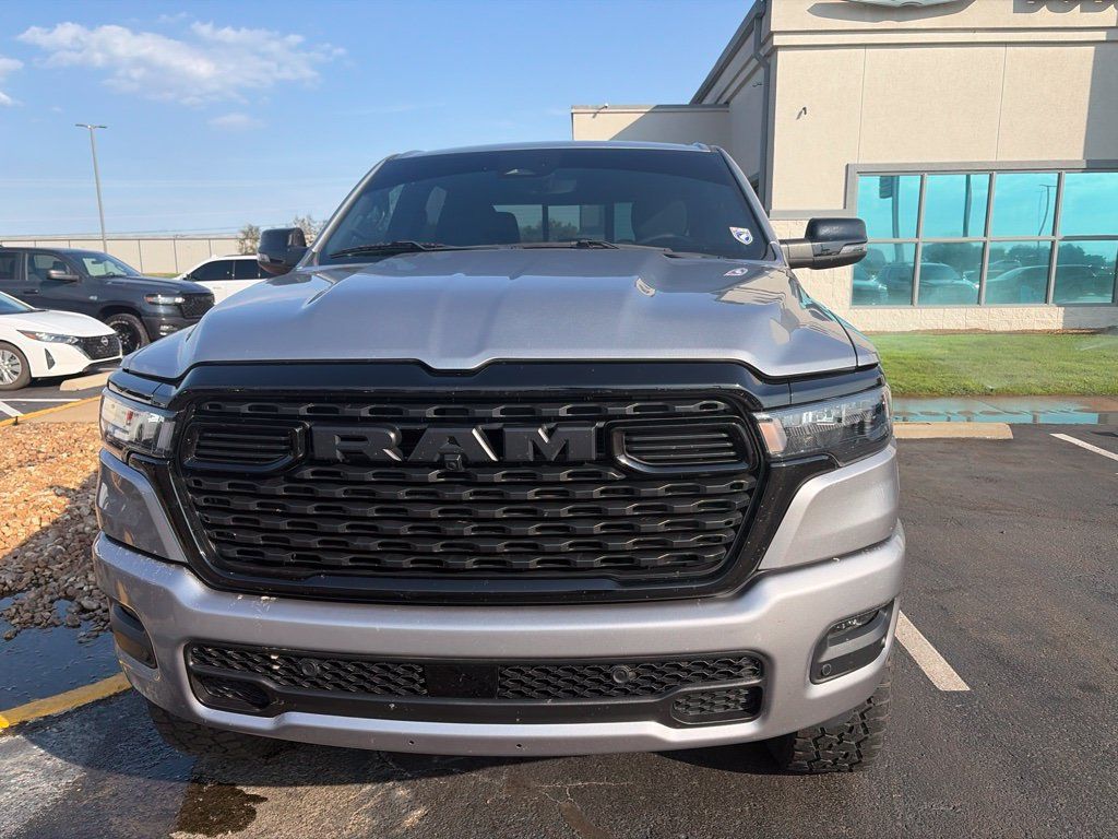 Used 2025 RAM 1500 Big Horn AWD/4WD image 10