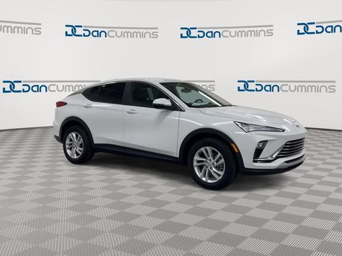 New 2026 Buick Envista Preferred w/ Convenience I Package image 2