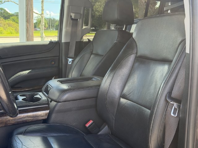 Used 2017 Chevrolet Suburban LT AWD/4WD image 14