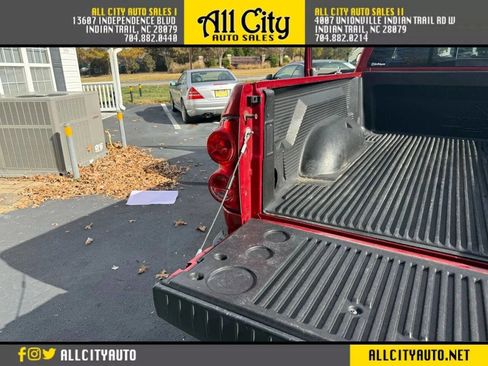 Used 2007 Dodge Ram 1500 Truck SLT image 32