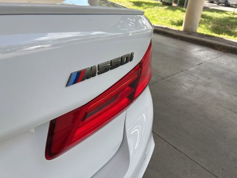 Used 2019 BMW M550i xDrive w/ Dynamic Handling Package AWD/4WD image 20