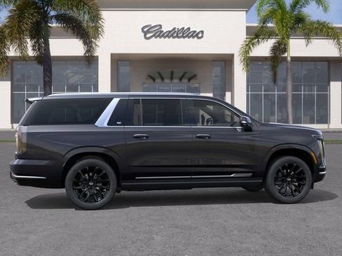 New 2026 Cadillac Escalade ESV Luxury AWD/4WD image 5