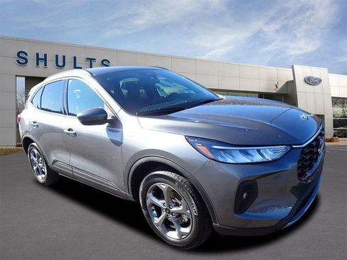 Certified 2025 Ford Escape ST-Line Select image 3