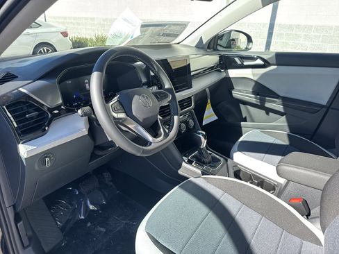 New 2026 Volkswagen Taos S image 9