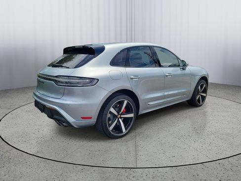 Used 2025 Porsche Macan GTS AWD/4WD image 2