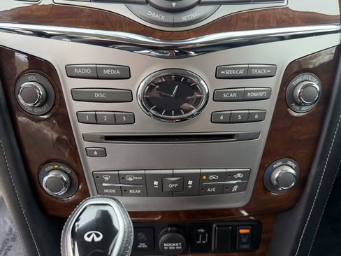 Used 2019 INFINITI QX80 Luxe w/ All-Season Package image 29