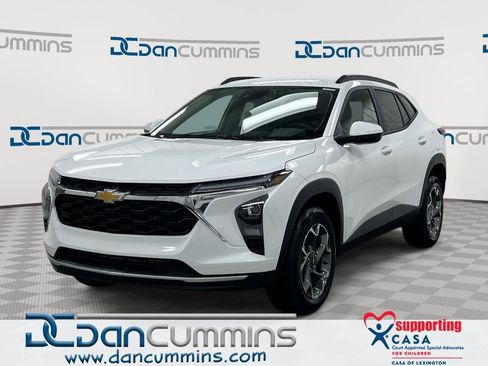 New 2026 Chevrolet Trax LT w/ LT Convenience Package image 1
