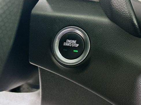 Used 2024 GMC Terrain SLE FWD image 20