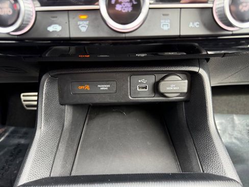 Used 2023 Honda Civic Sport image 24