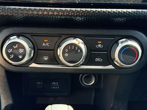 Used 2024 Nissan Kicks SV image 22