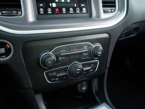 Used 2021 Dodge Charger SXT w/ Leather Interior Group image 22