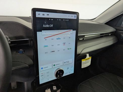 New 2025 Ford F150 XLT w/ Equipment Group 303A High image 28