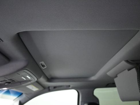 Used 2018 Chevrolet Tahoe Premier RWD image 13