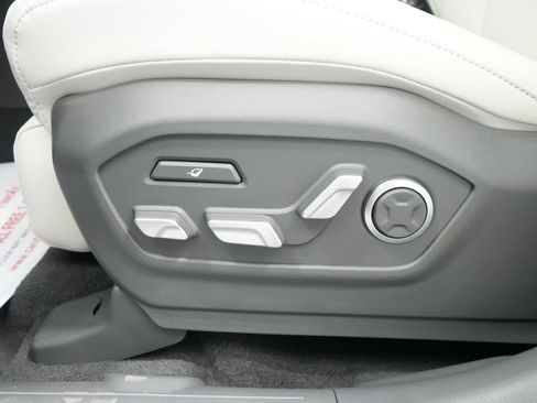 New 2026 Hyundai Santa Fe Calligraphy AWD/4WD image 17
