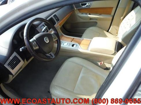 Used 2009 Jaguar XF Luxury image 7