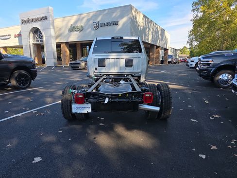 New 2026 RAM 5500 Laramie image 22