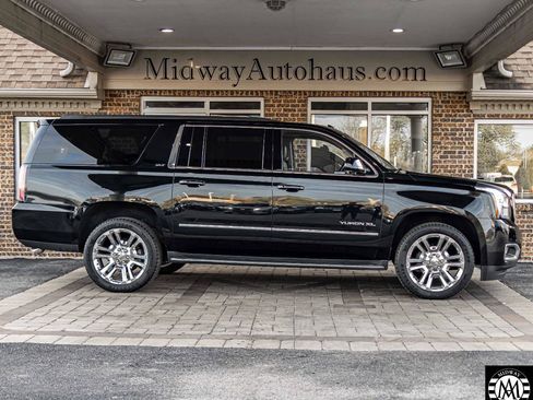 Used 2018 GMC Yukon XL SLT w/ Premium Edition AWD/4WD image 6