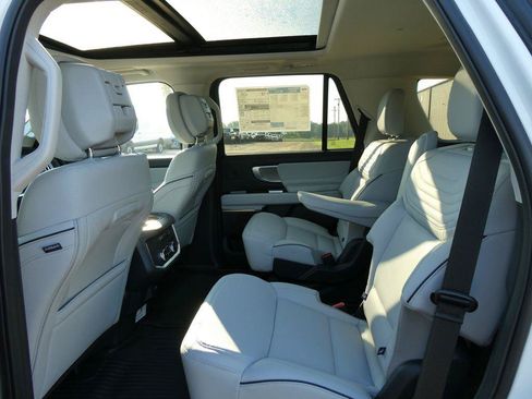 New 2027 Ford Expedition Platinum w/ Platinum Ultimate Package AWD/4WD image 13
