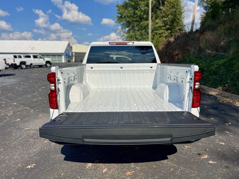 New 2025 Chevrolet Silverado 1500 W/T w/ WT Value Package image 9