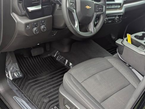 Used 2024 Chevrolet Silverado 1500 LT image 10
