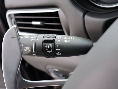 Used 2022 Maserati Levante Modena AWD/4WD image 31