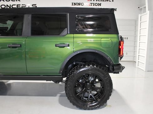 Used 2025 Ford Bronco Big Bend w/ Black Diamond Package AWD/4WD image 32