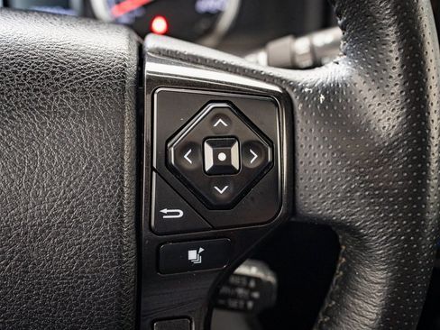 Used 2020 Toyota 4Runner TRD Off-Road Premium image 24