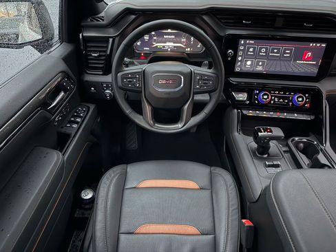 Used 2026 GMC Sierra 1500 AT4 w/ AT4 Premium Package AWD/4WD image 31