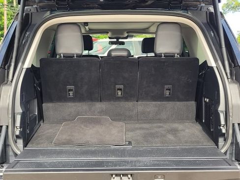 Used 2025 Ford Expedition Active RWD image 9