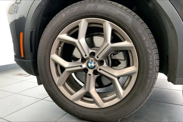 Used 2024 BMW X3 xDrive30i w/ Premium Package AWD/4WD image 7