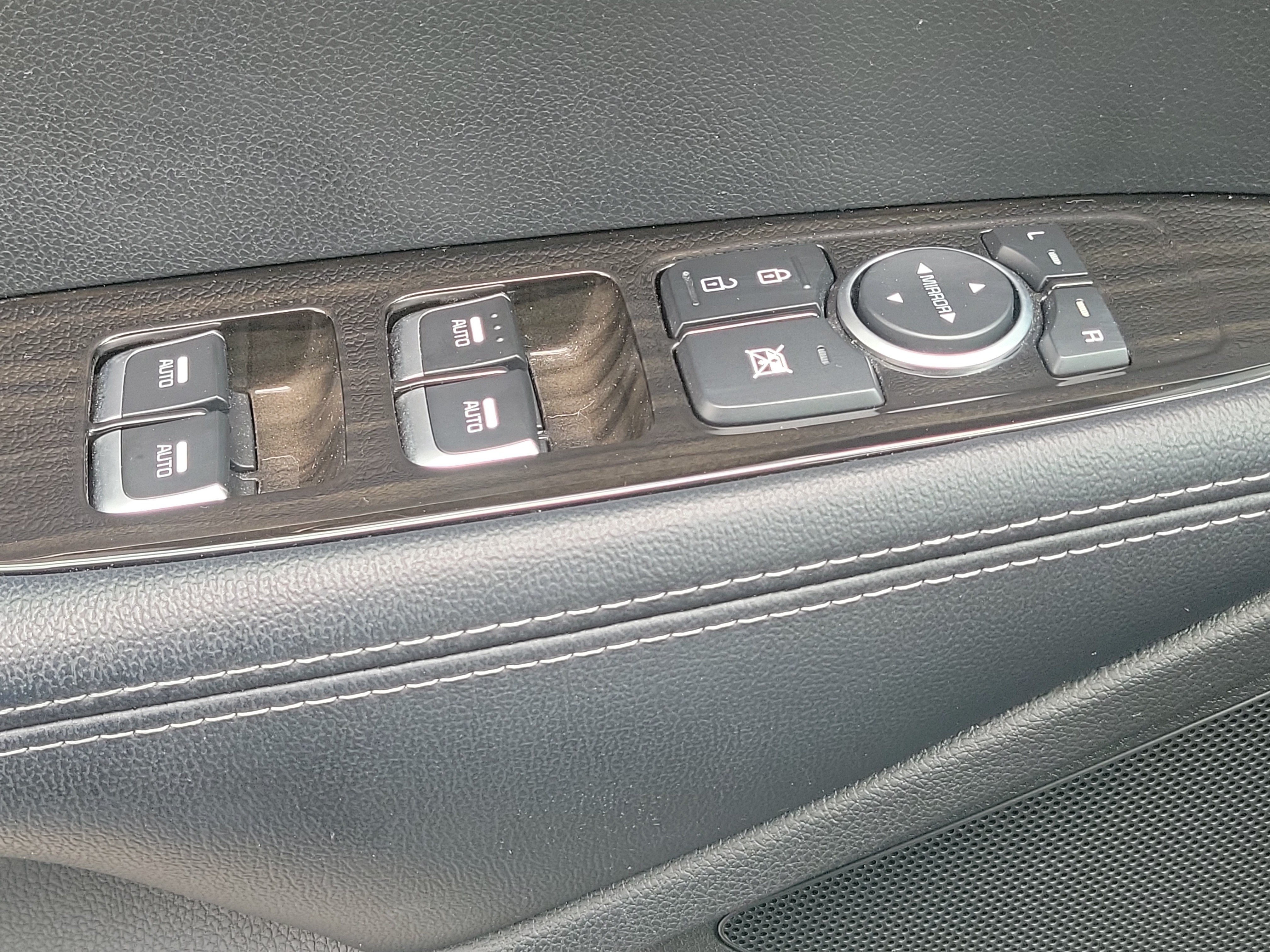 Used 2020 Kia Sorento LX w/ LX I4 Convenience Package FWD image 28