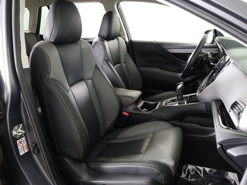 Used 2020 Subaru Outback Onyx Edition XT image 32