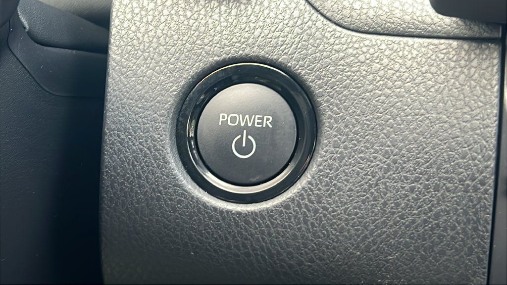 Used 2026 Toyota Camry SE FWD image 23