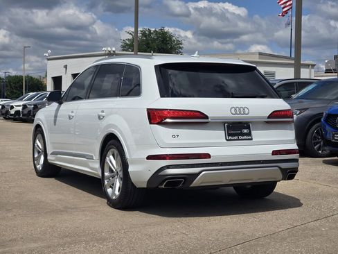 Certified 2025 Audi Q7 2.0T Premium Plus w/ Prestige Package AWD/4WD image 11