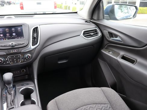 Used 2024 Chevrolet Equinox LT FWD image 13