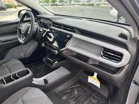 New 2027 Chevrolet Bolt LT w/ Comfort Package FWD image 16