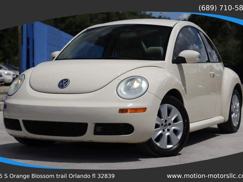 Used 2008 Volkswagen Beetle S FWD image 1