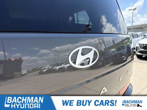 New 2026 Hyundai Santa Fe SE AWD/4WD image 8