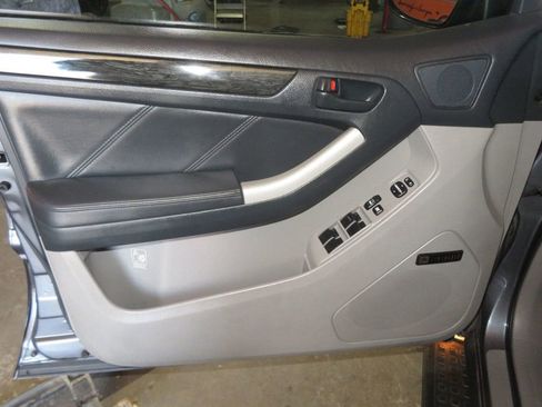 Used 2008 Toyota 4Runner Limited image 16