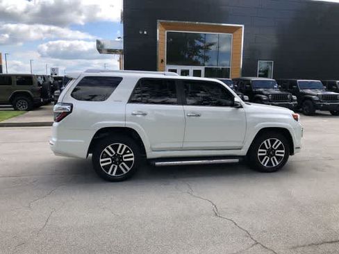Used 2016 Toyota 4Runner Limited AWD/4WD image 7