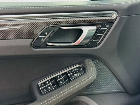 New 2025 Porsche Macan GTS image 14