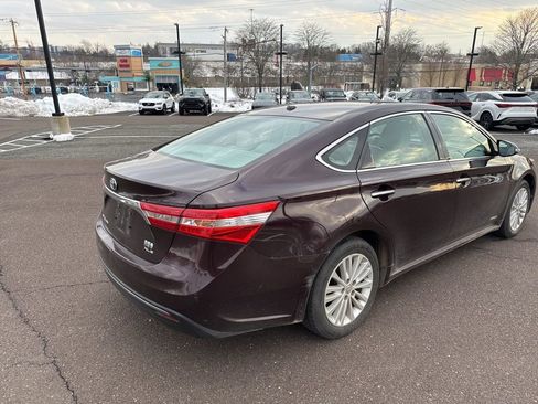 Used 2013 Toyota Avalon XLE Touring image 4