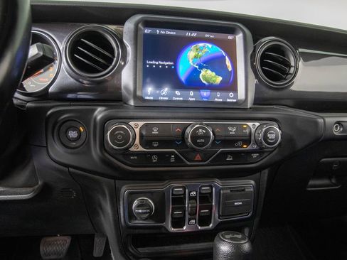 Used 2021 Jeep Wrangler Unlimited Sport AWD/4WD image 25