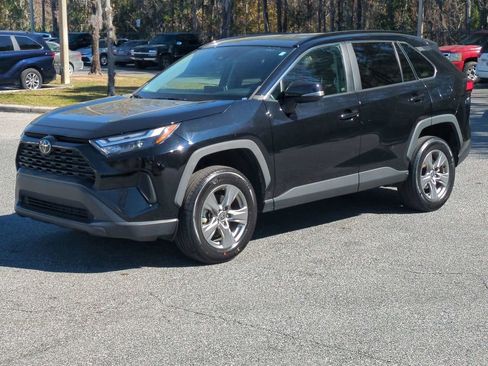 Used 2023 Toyota RAV4 XLE image 1