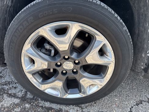 Certified 2021 Jeep Compass Limited image 23