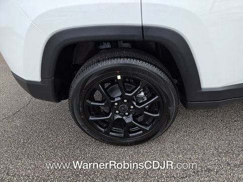 New 2026 Jeep Compass Latitude AWD/4WD image 14