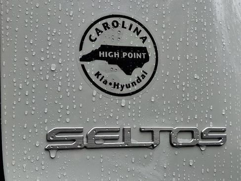 New 2026 Kia Seltos EX image 11