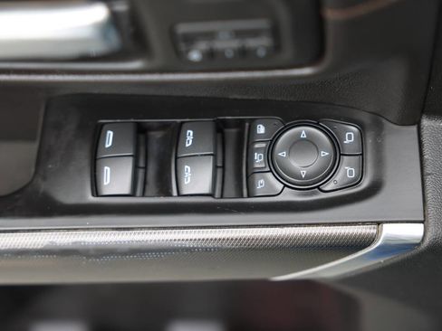 Used 2020 GMC Sierra 2500 AT4 w/ AT4 Premium Package image 21